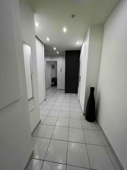 Tres Bel Appartement Entre Paris Et Disneyland Lognes Exterior photo