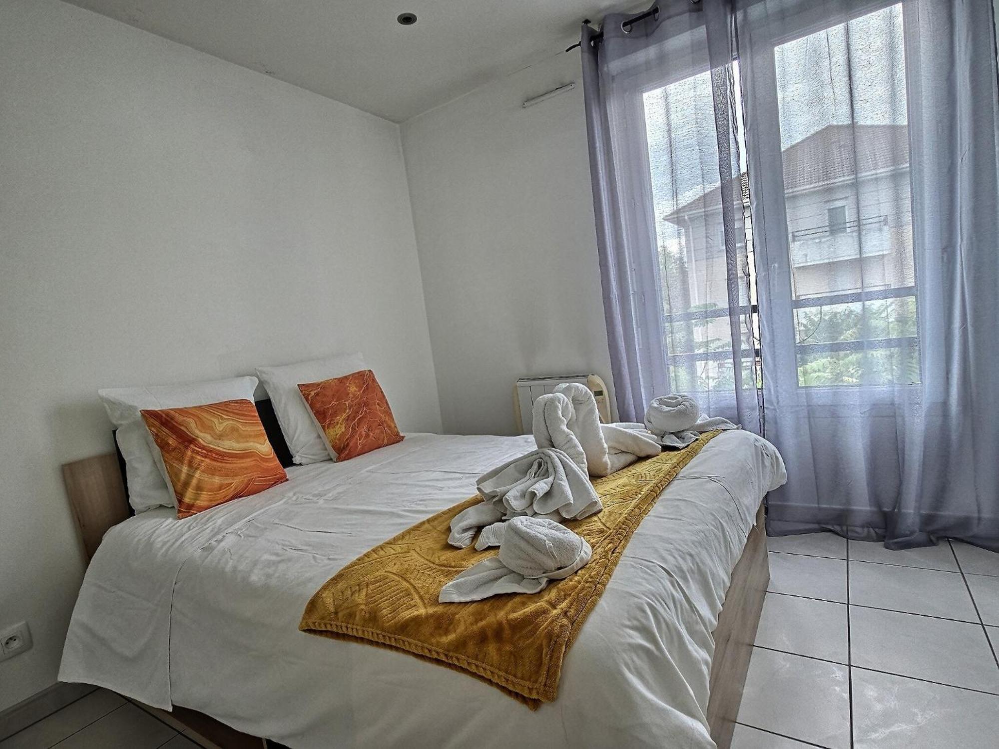 Tres Bel Appartement Entre Paris Et Disneyland Lognes Exterior photo